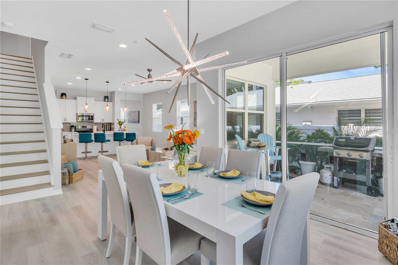2283 ARLINGTON ST, SARASOTA, FL, 34239