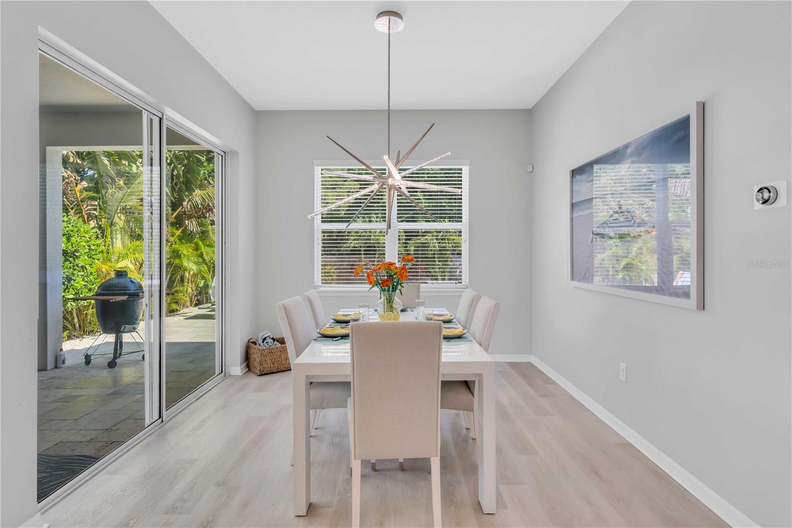 2283 ARLINGTON ST, SARASOTA, FL, 34239