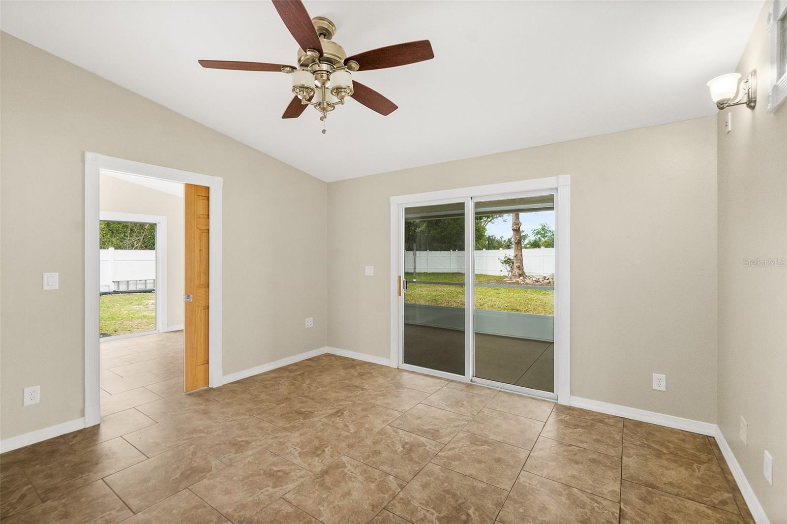 1 FLAMINGO DR, PALM COAST, FL, 32137