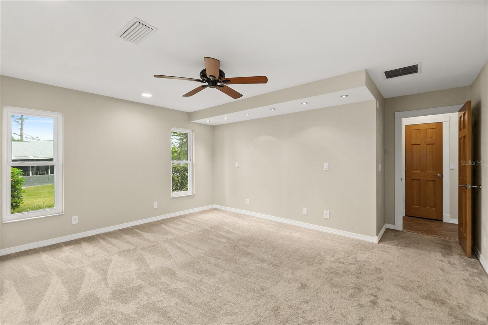 1 FLAMINGO DR, PALM COAST, FL, 32137