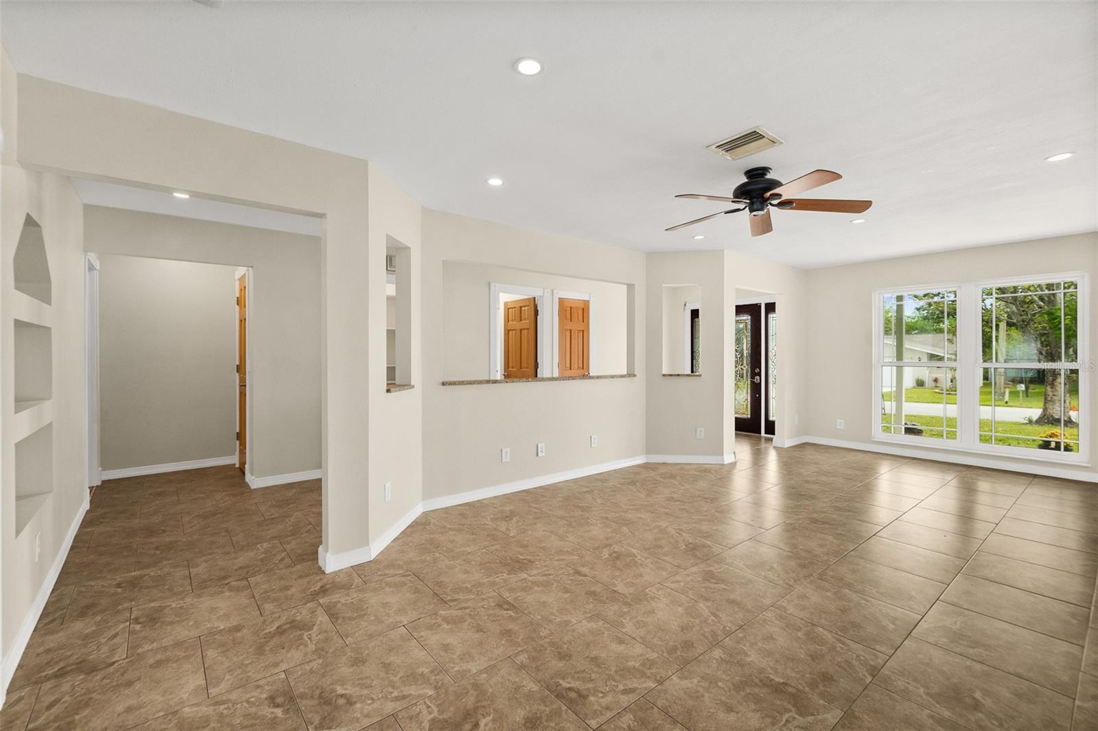 1 FLAMINGO DR, PALM COAST, FL, 32137