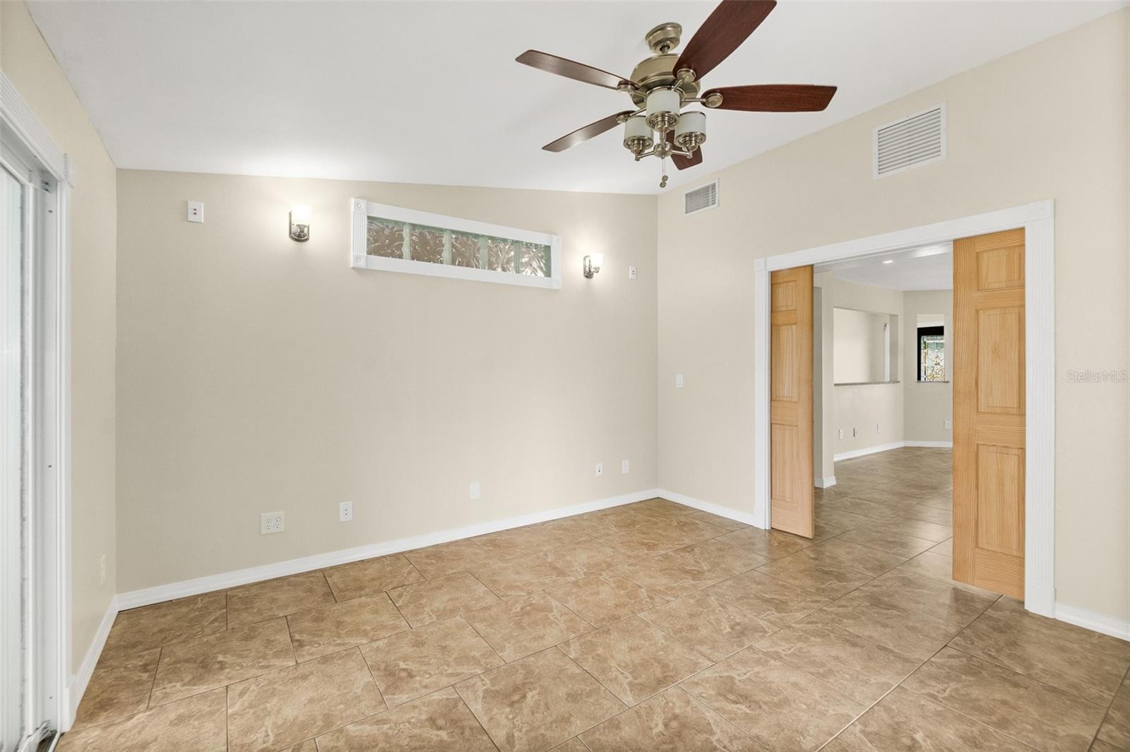 1 FLAMINGO DR, PALM COAST, FL, 32137