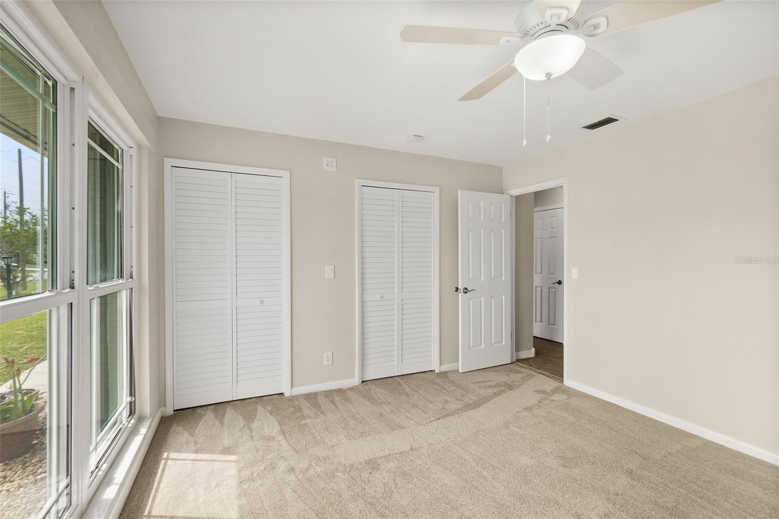 1 FLAMINGO DR, PALM COAST, FL, 32137