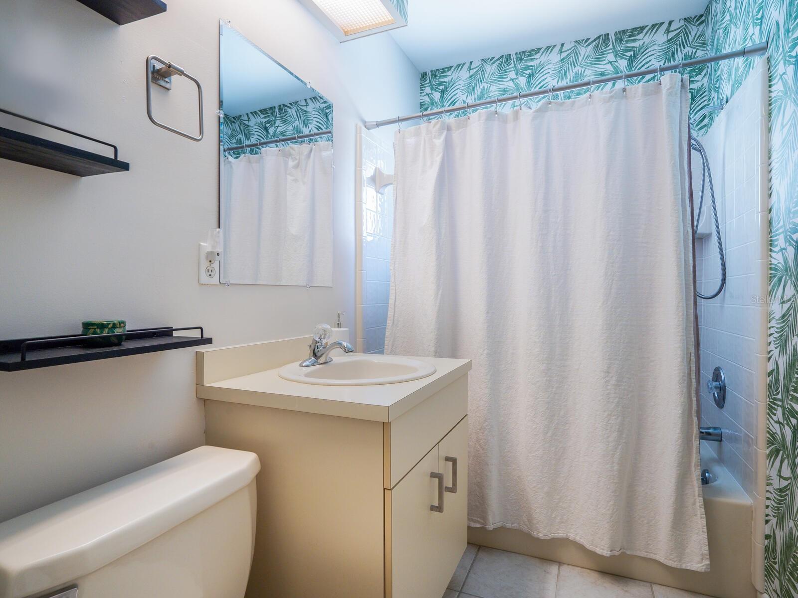 N6137556 Property Photo