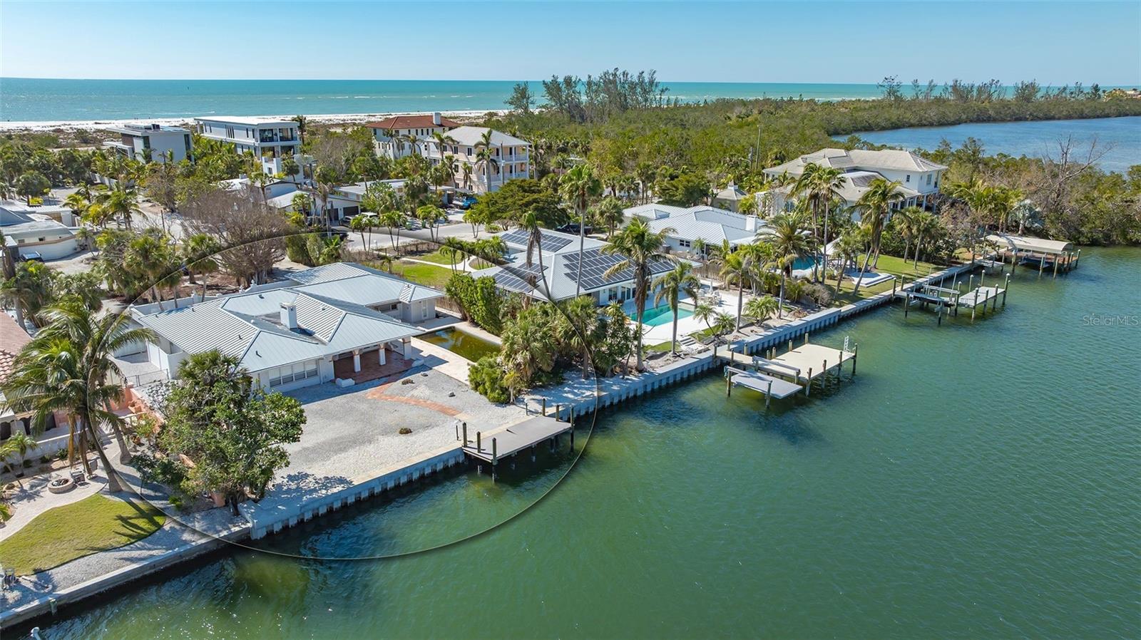 A4642794 Property Photo