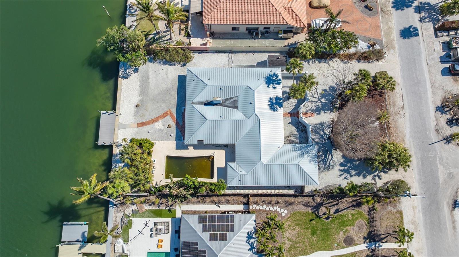 A4642794 Property Photo