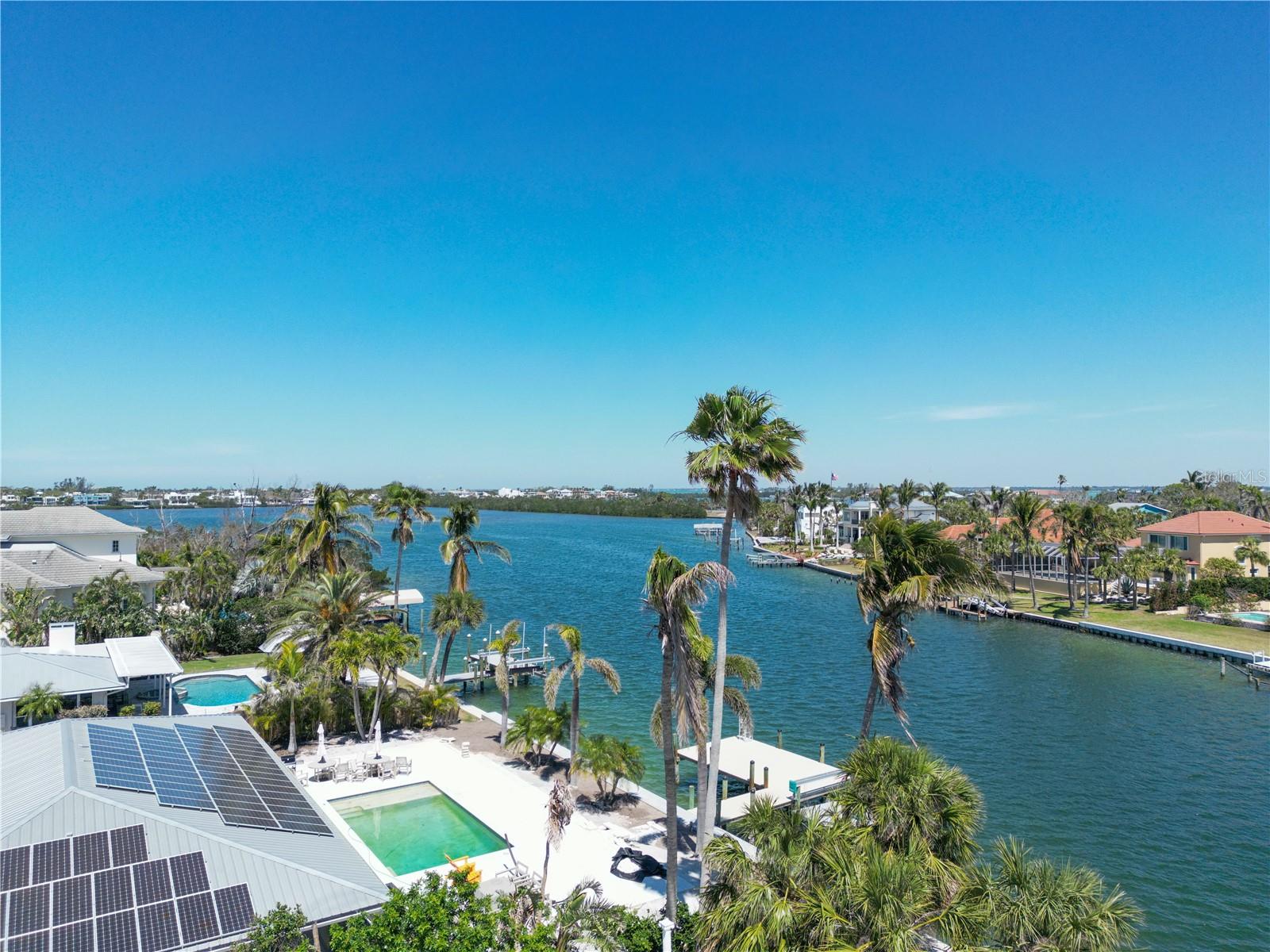 A4642794 Property Photo