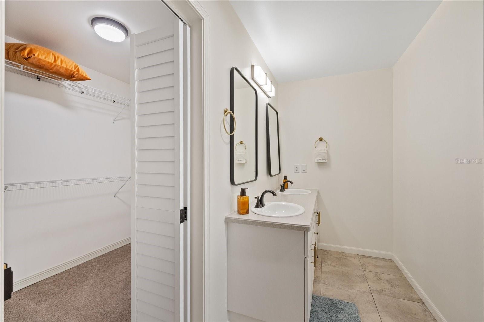 6339 S LANSDALE CIR, TAMPA, FL, 33616