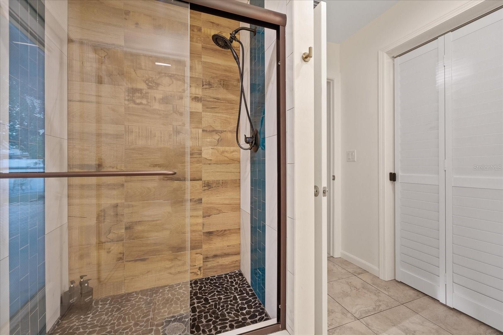 6339 S LANSDALE CIR, TAMPA, FL, 33616