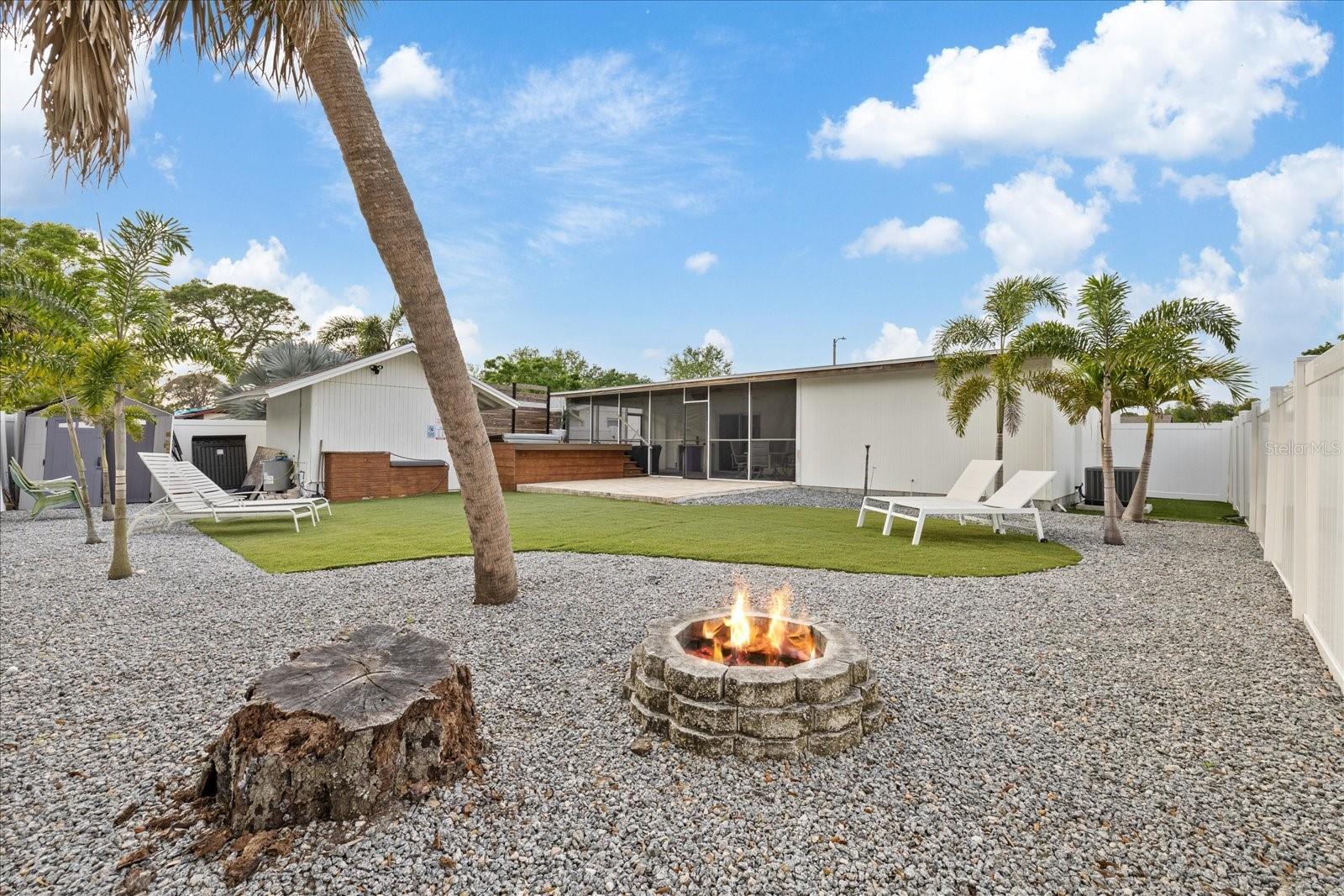 6339 S LANSDALE CIR, TAMPA, FL, 33616