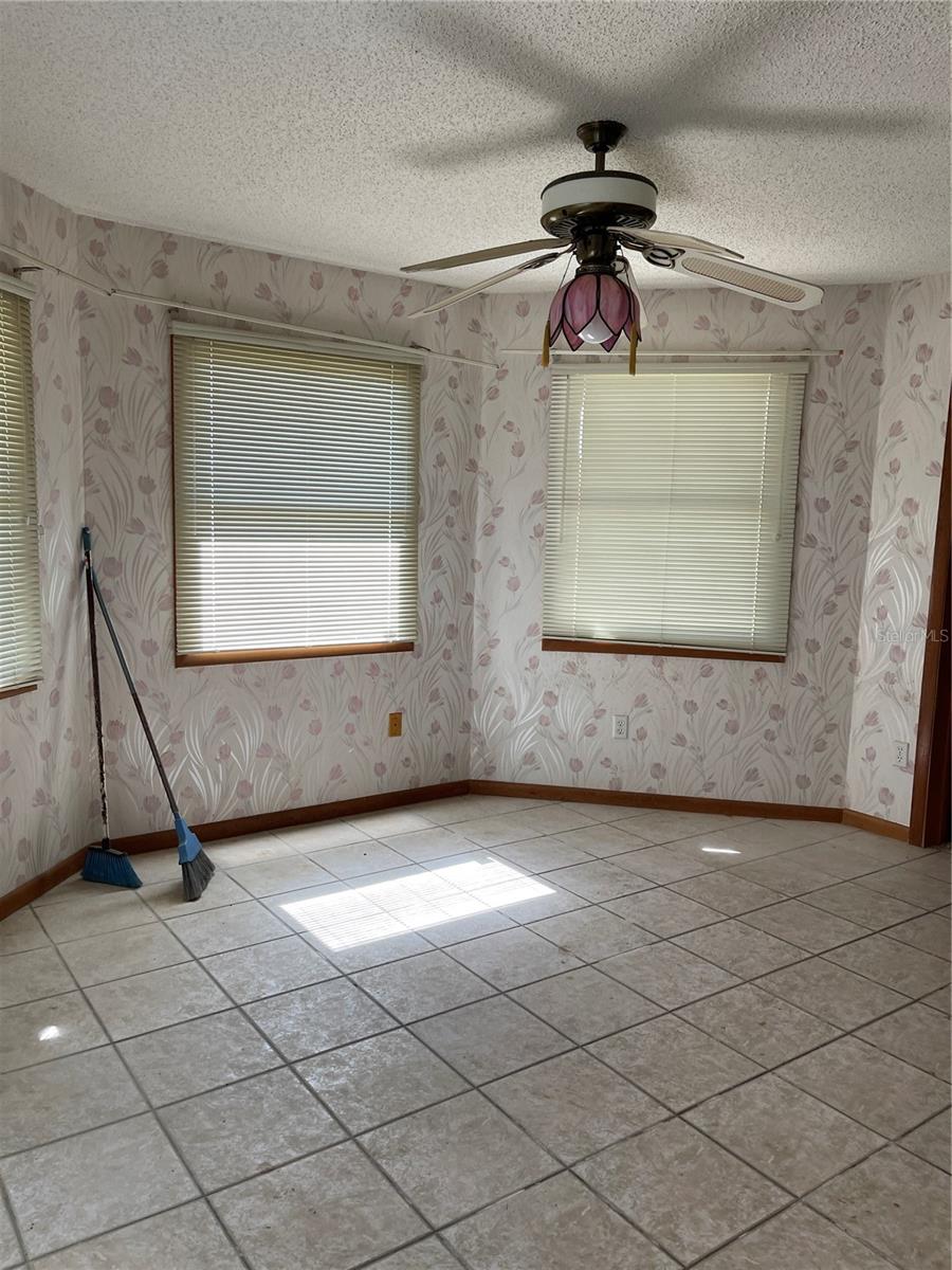 27 PATRICIA DR, PALM COAST, FL, 32164