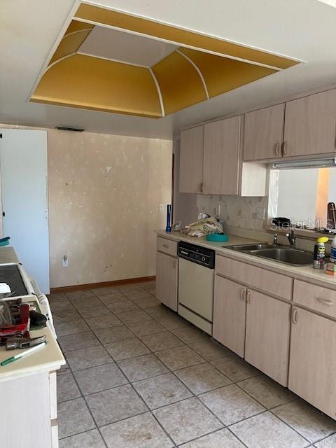 27 PATRICIA DR, PALM COAST, FL, 32164