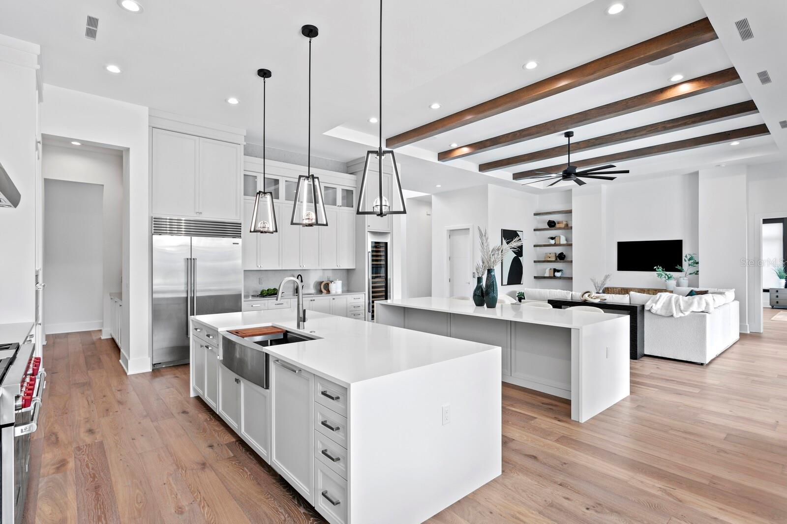 TB8356659 Property Photo