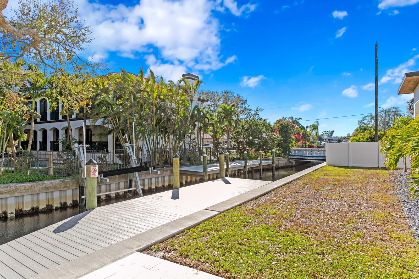 TB8356659 Property Photo