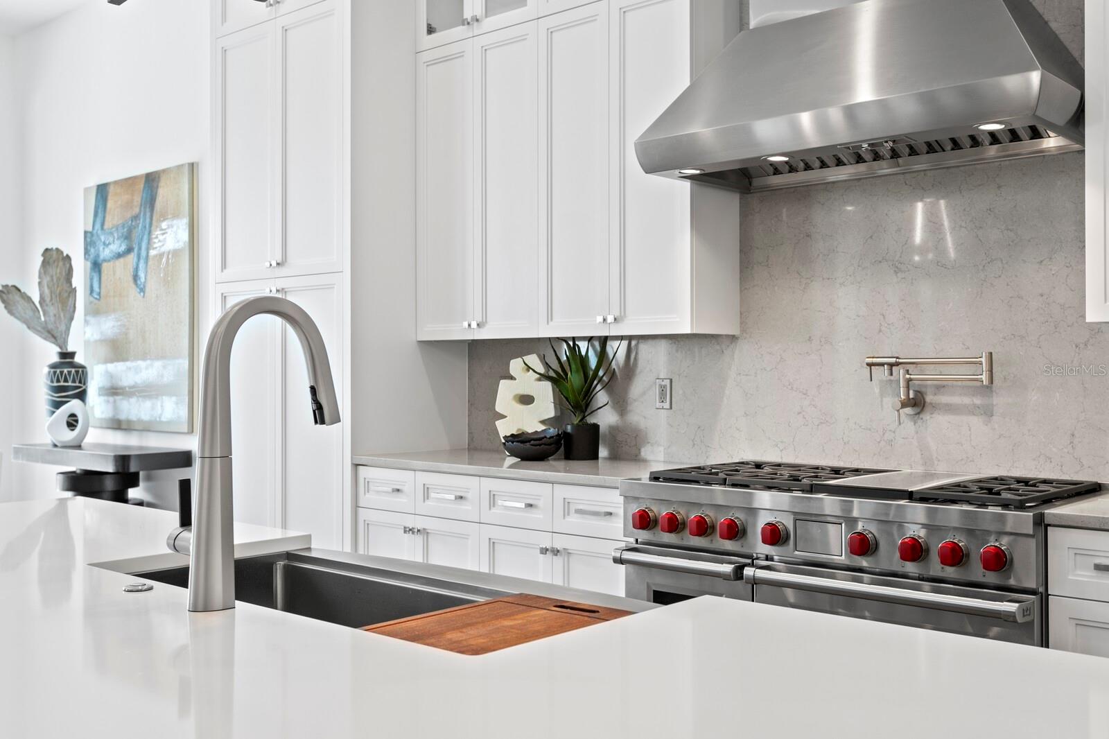 TB8356659 Property Photo