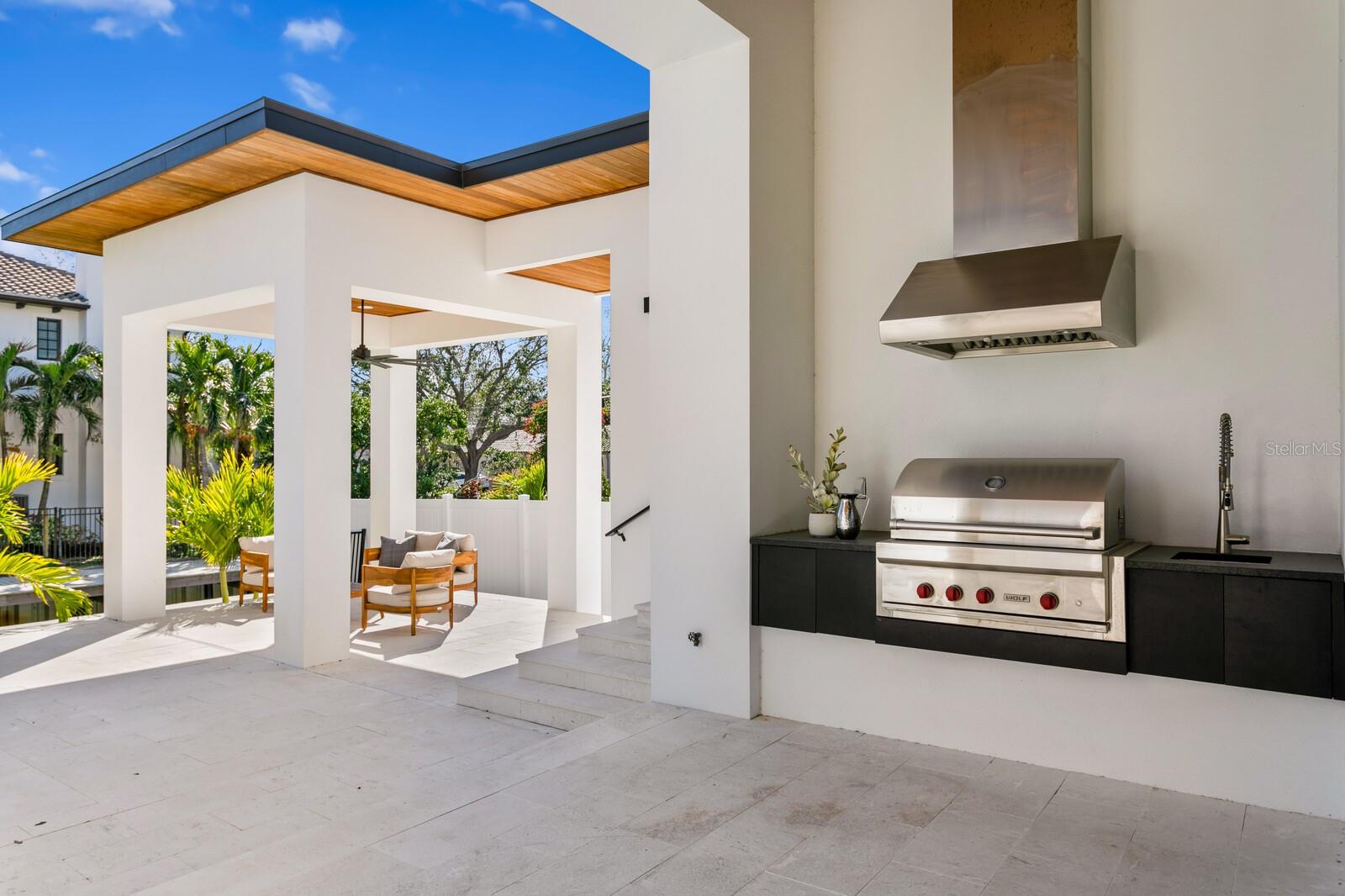 TB8356659 Property Photo