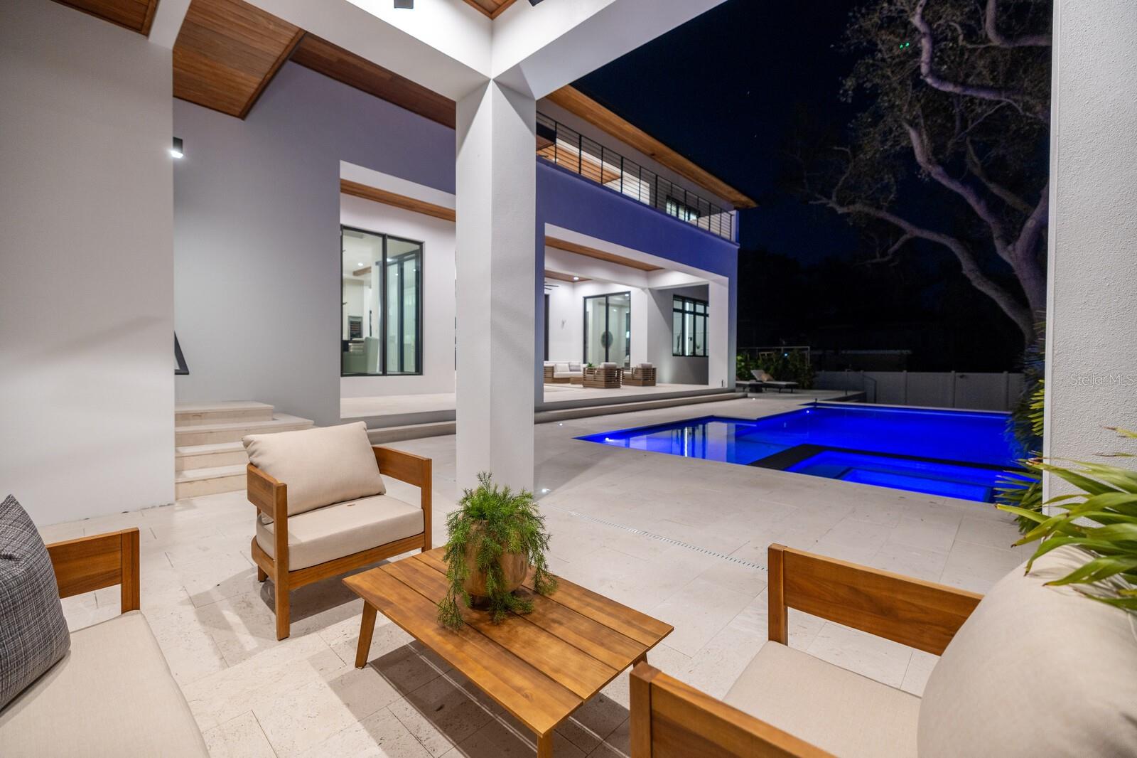 TB8356659 Property Photo