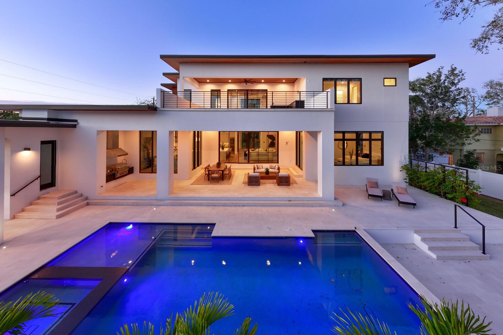 TB8356659 Property Photo