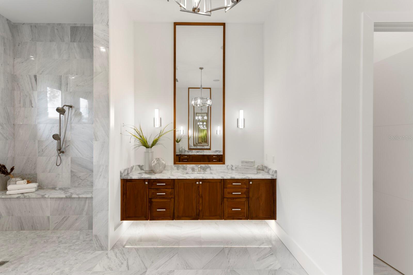 TB8356659 Property Photo