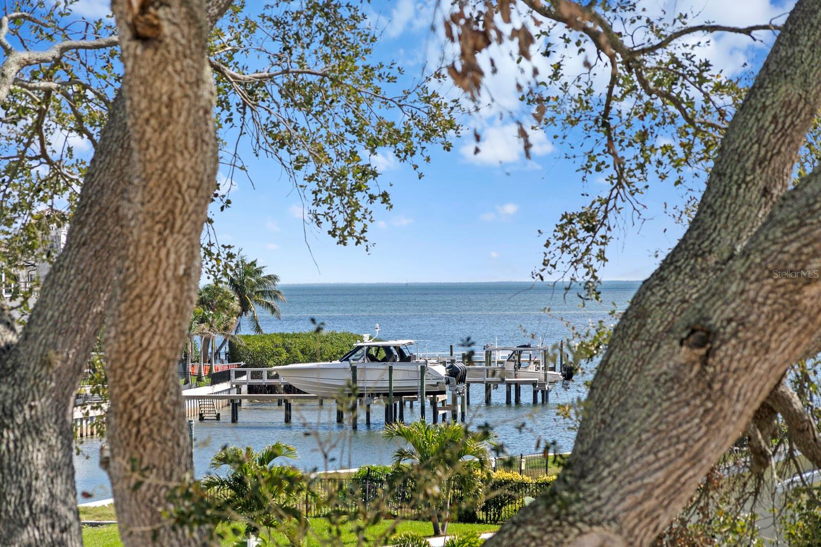 TB8356659 Property Photo