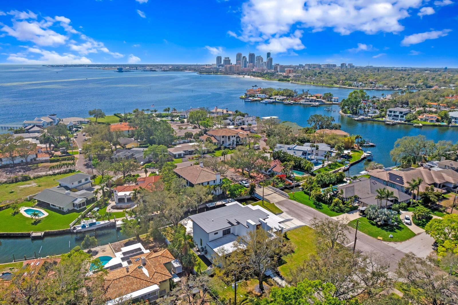 TB8356659 Property Photo