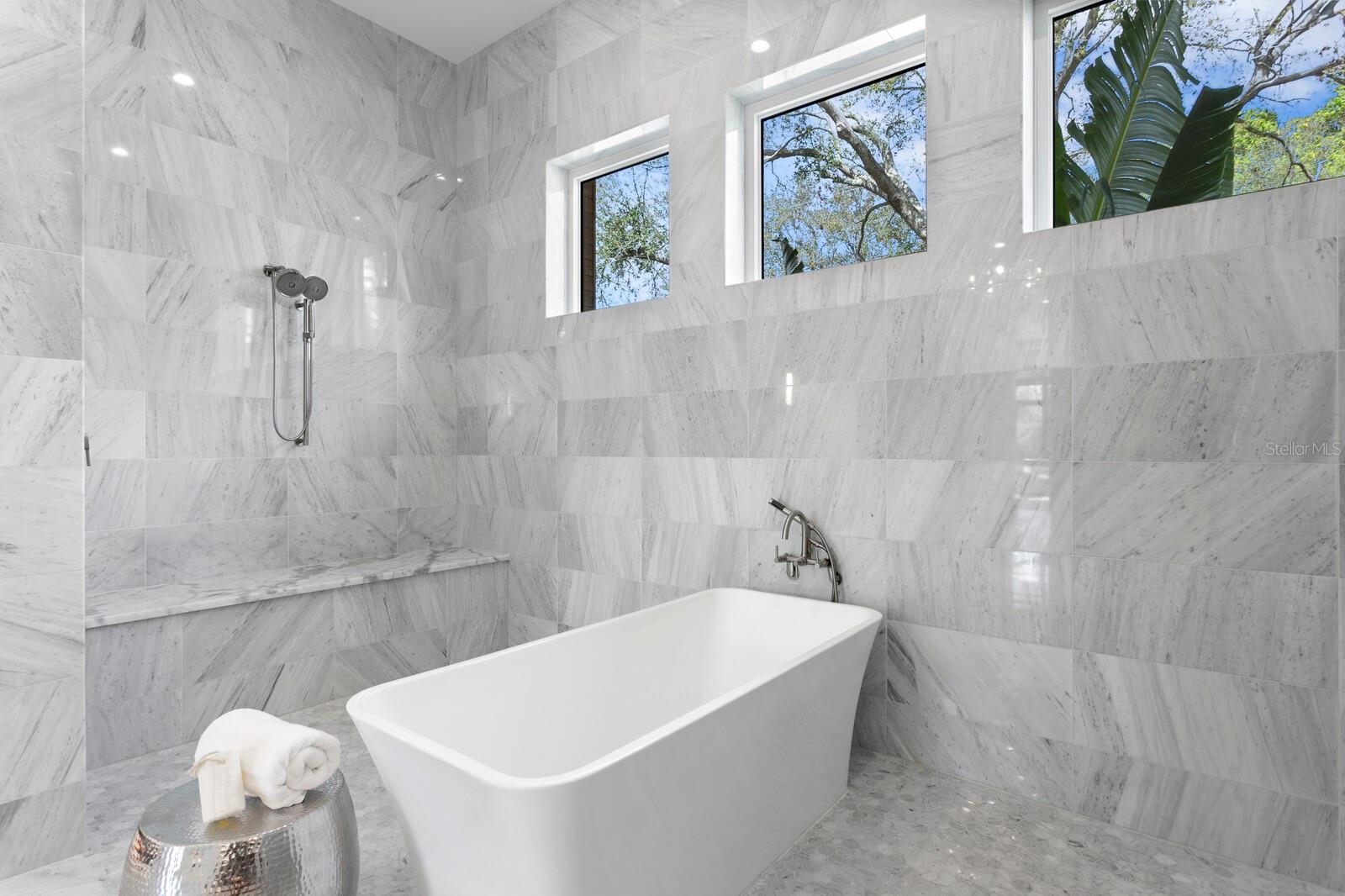 TB8356659 Property Photo