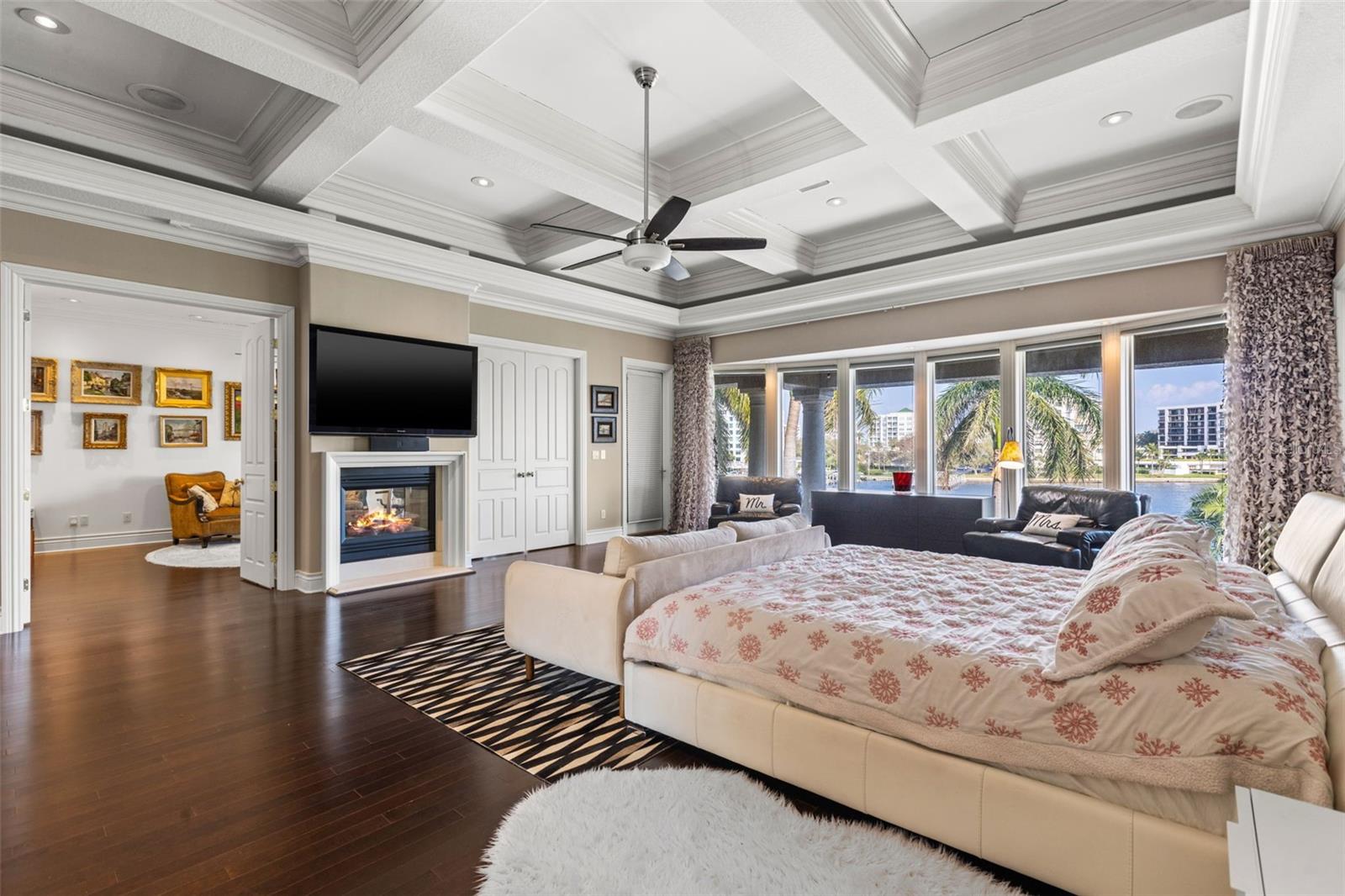 TB8356660 Property Photo