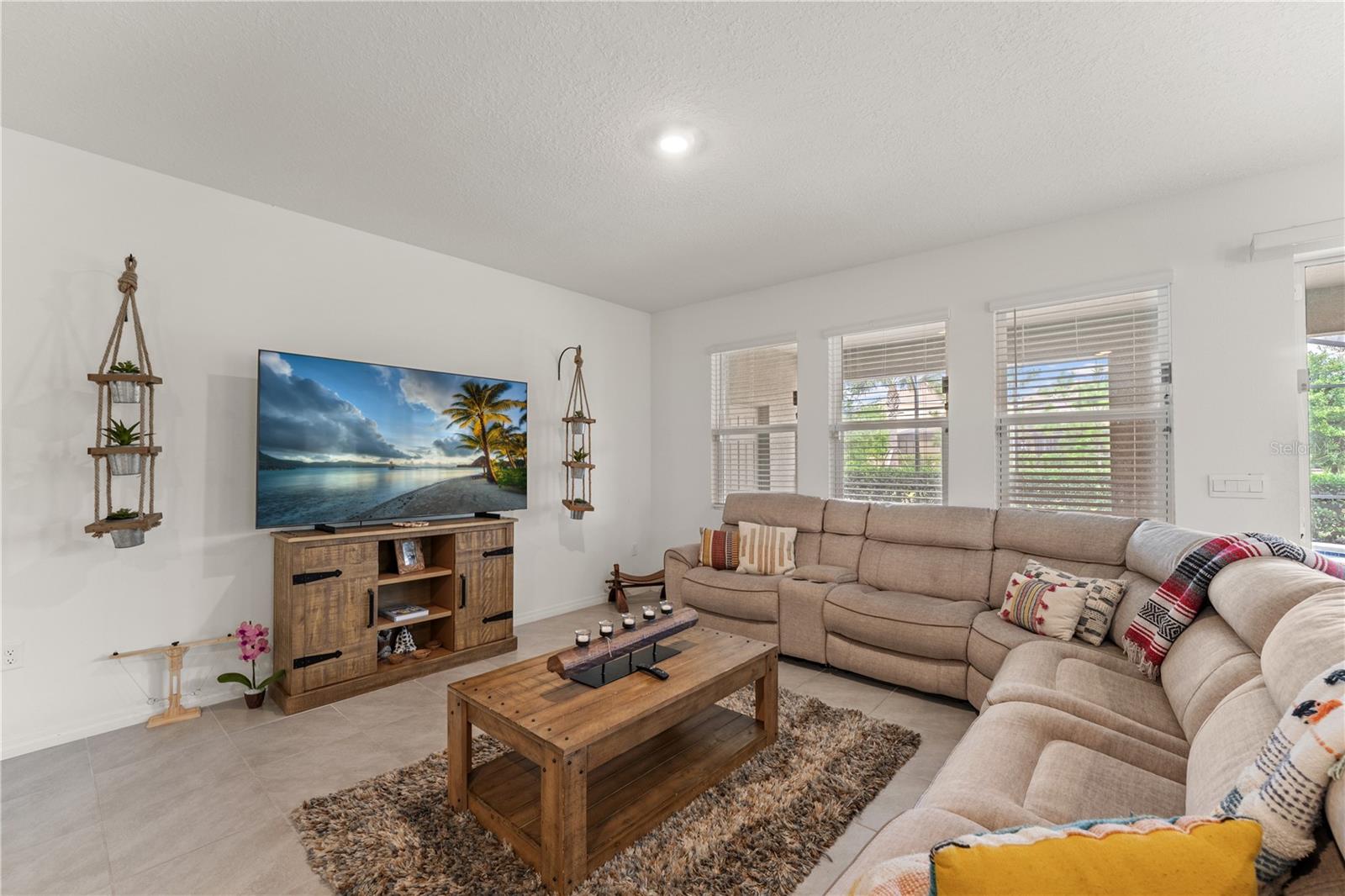 7630 OAKMOSS LOOP, DAVENPORT, FL, 33837