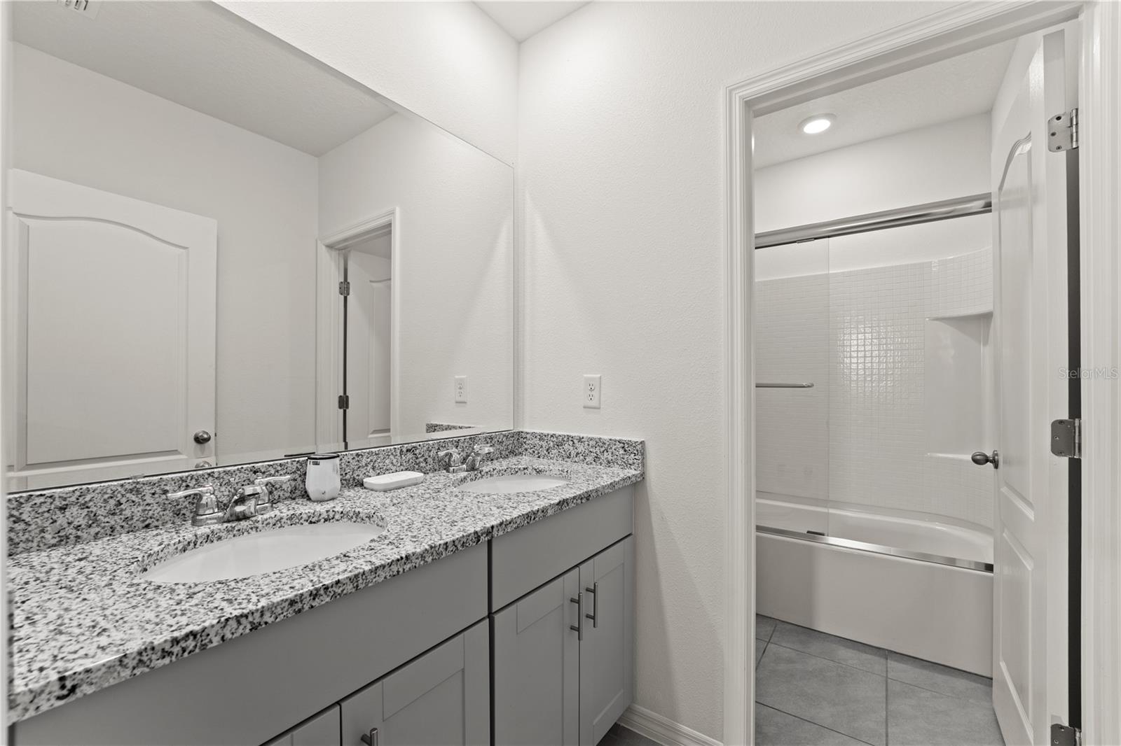 7630 OAKMOSS LOOP, DAVENPORT, FL, 33837