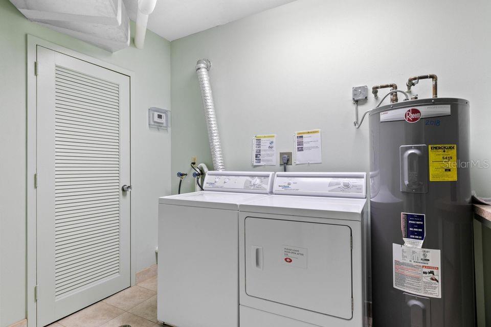 140 SEAVIEW CT #302N, MARCO ISLAND, FL, 34145