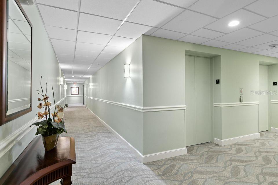 140 SEAVIEW CT #302N, MARCO ISLAND, FL, 34145