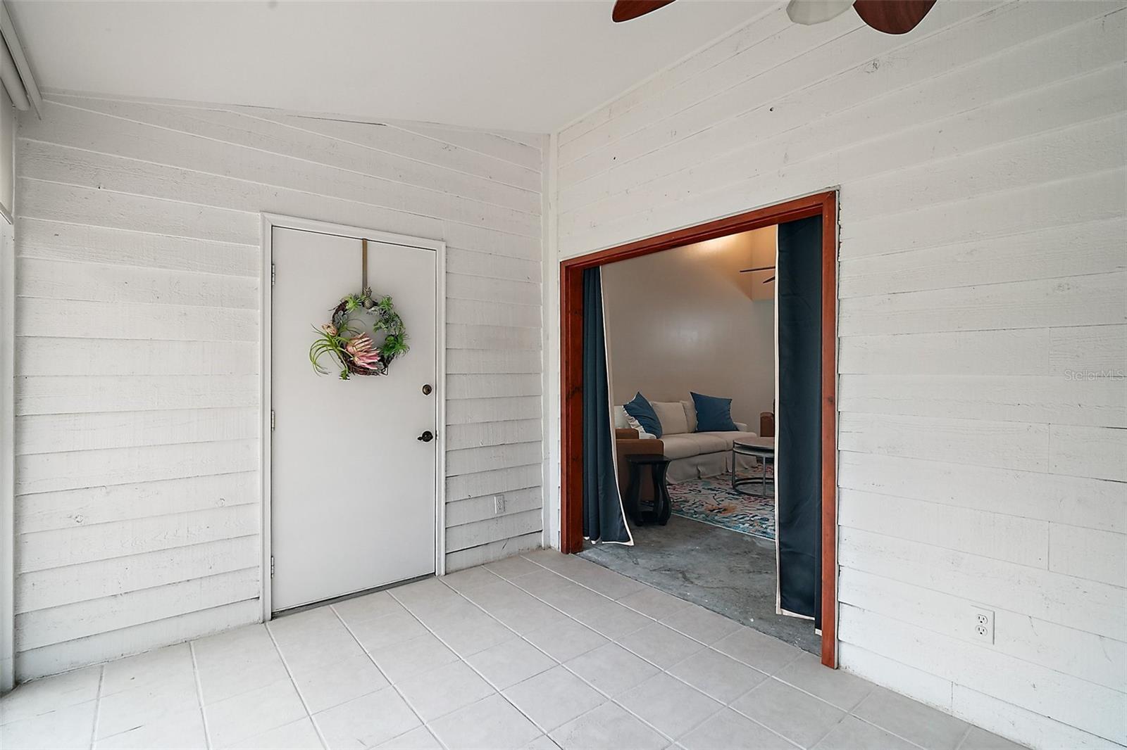 18 COVE LN, EUSTIS, FL, 32726