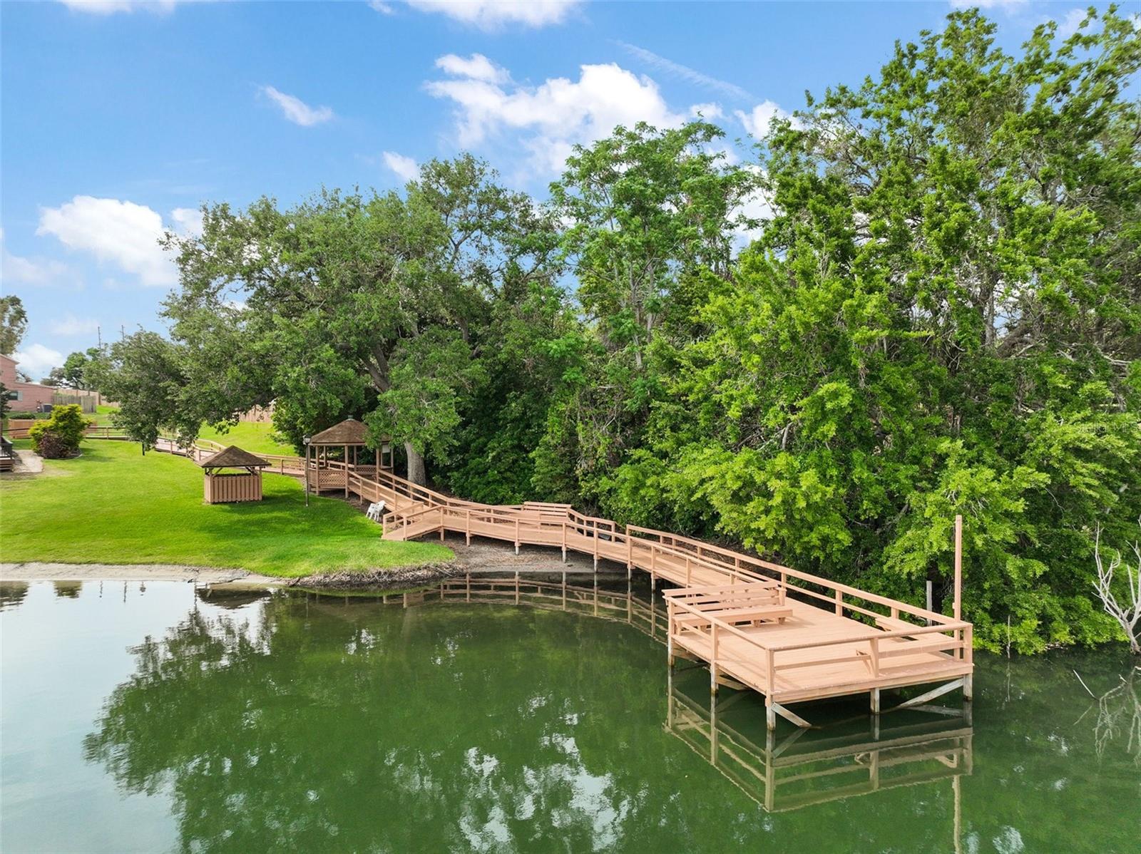 18 COVE LN, EUSTIS, FL, 32726