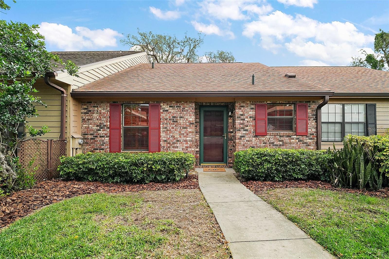 18 COVE LN, EUSTIS, FL, 32726