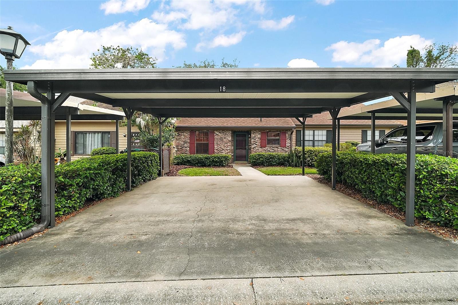 18 COVE LN, EUSTIS, FL, 32726