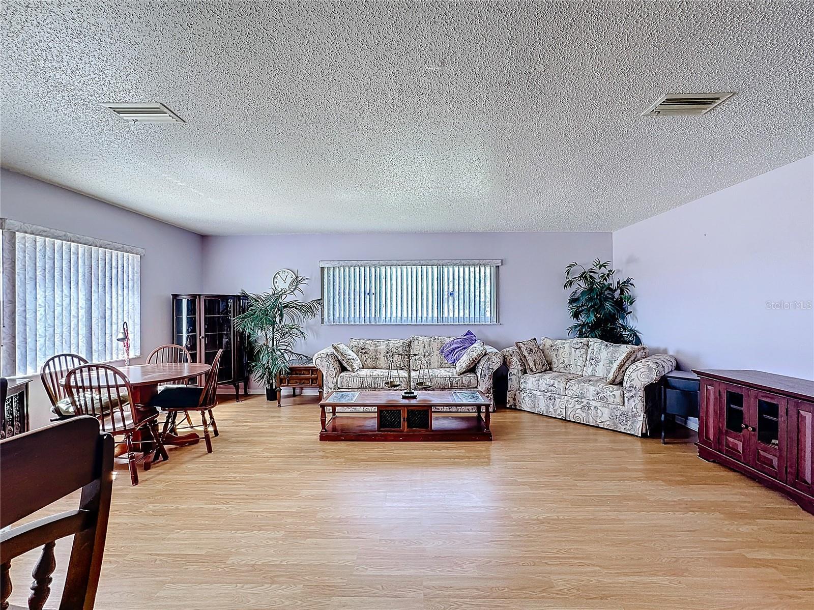 2512 VIRGINIA DR, KISSIMMEE, FL, 34741