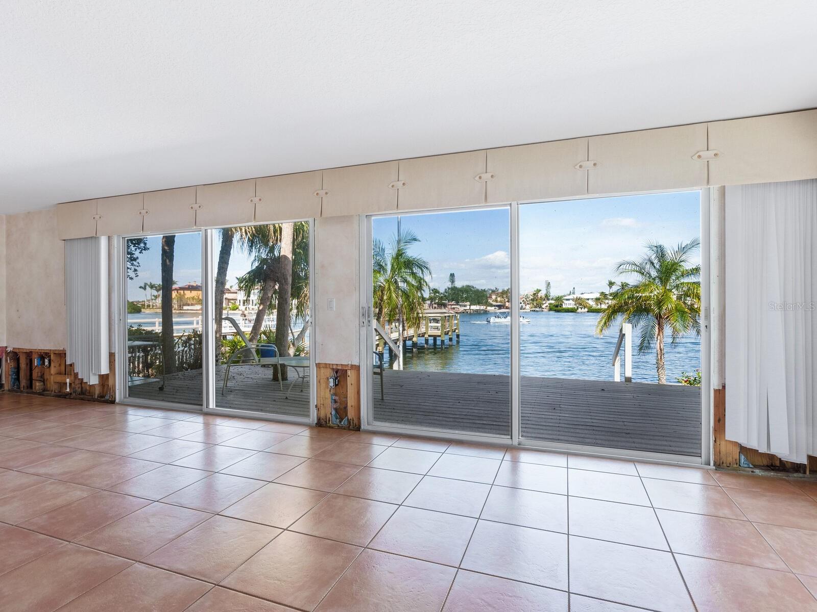 1374 MOONMIST DR #B1, SARASOTA, FL, 34242