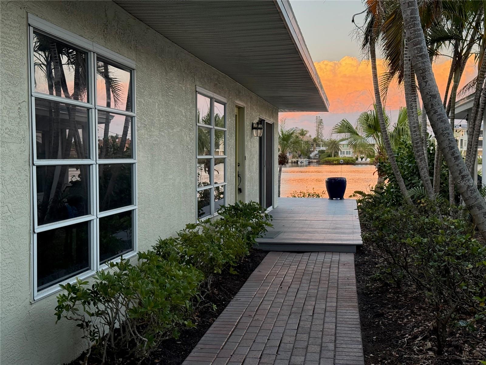 1374 MOONMIST DR #B1, SARASOTA, FL, 34242