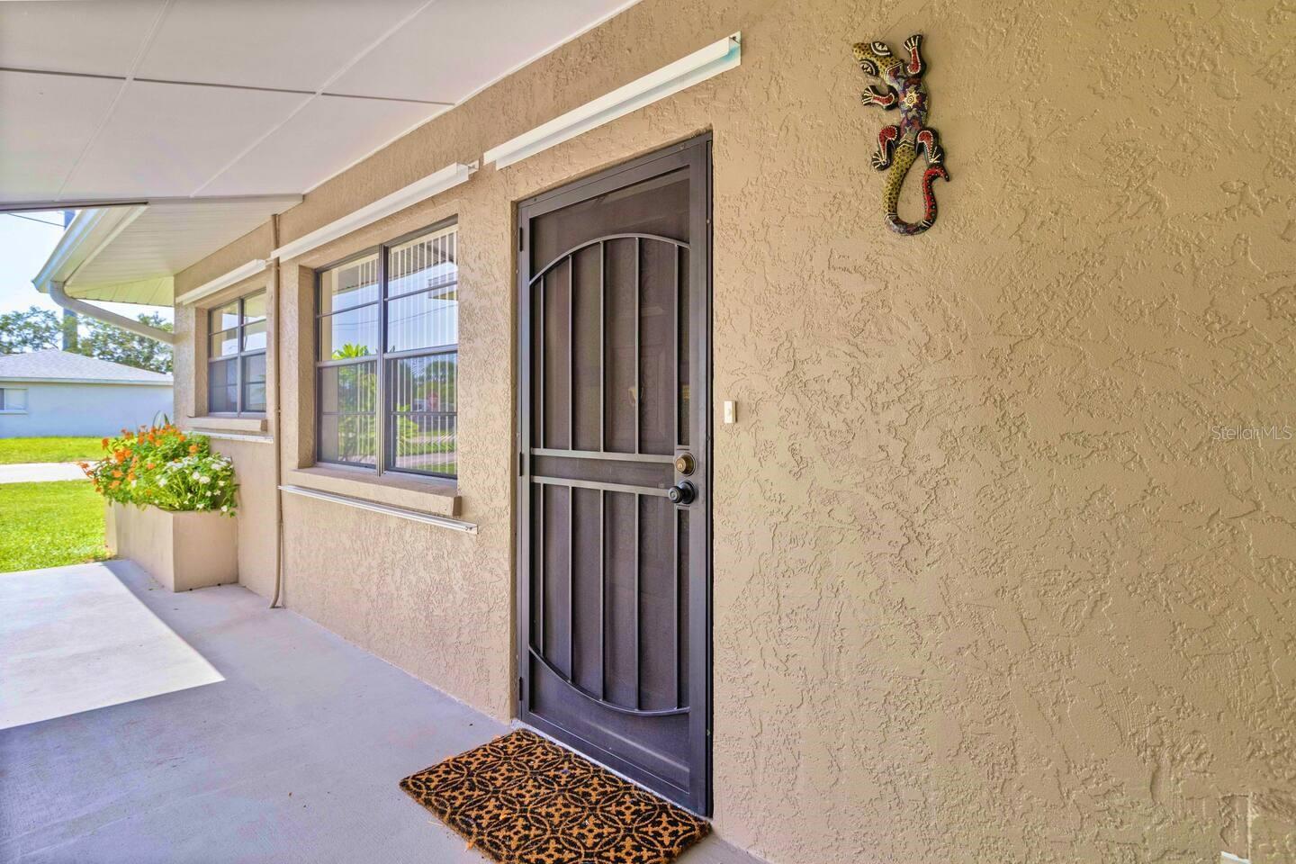 1011 68TH AVE W, BRADENTON, FL, 34207