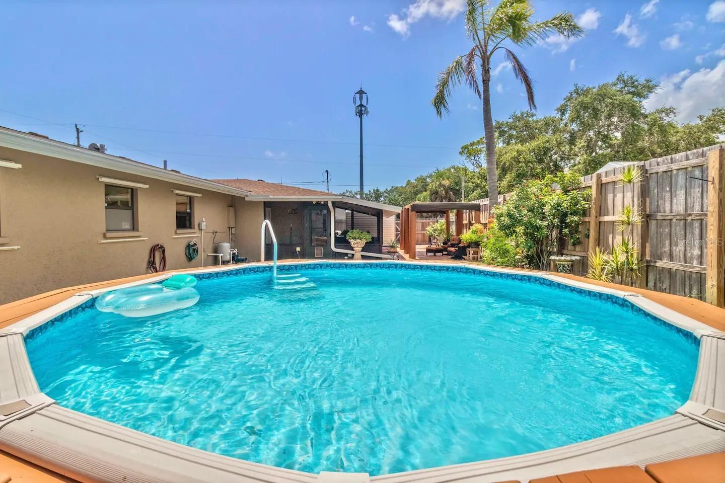 1011 68TH AVE W, BRADENTON, FL, 34207