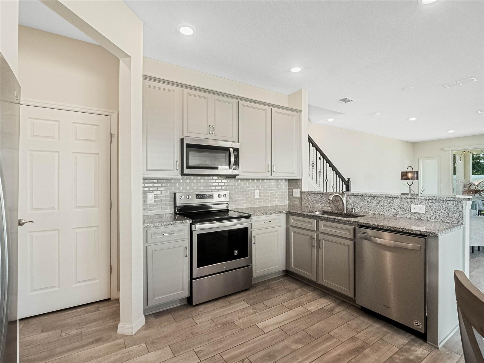 3908 GRASSLAND DR, ORLANDO, FL, 32824