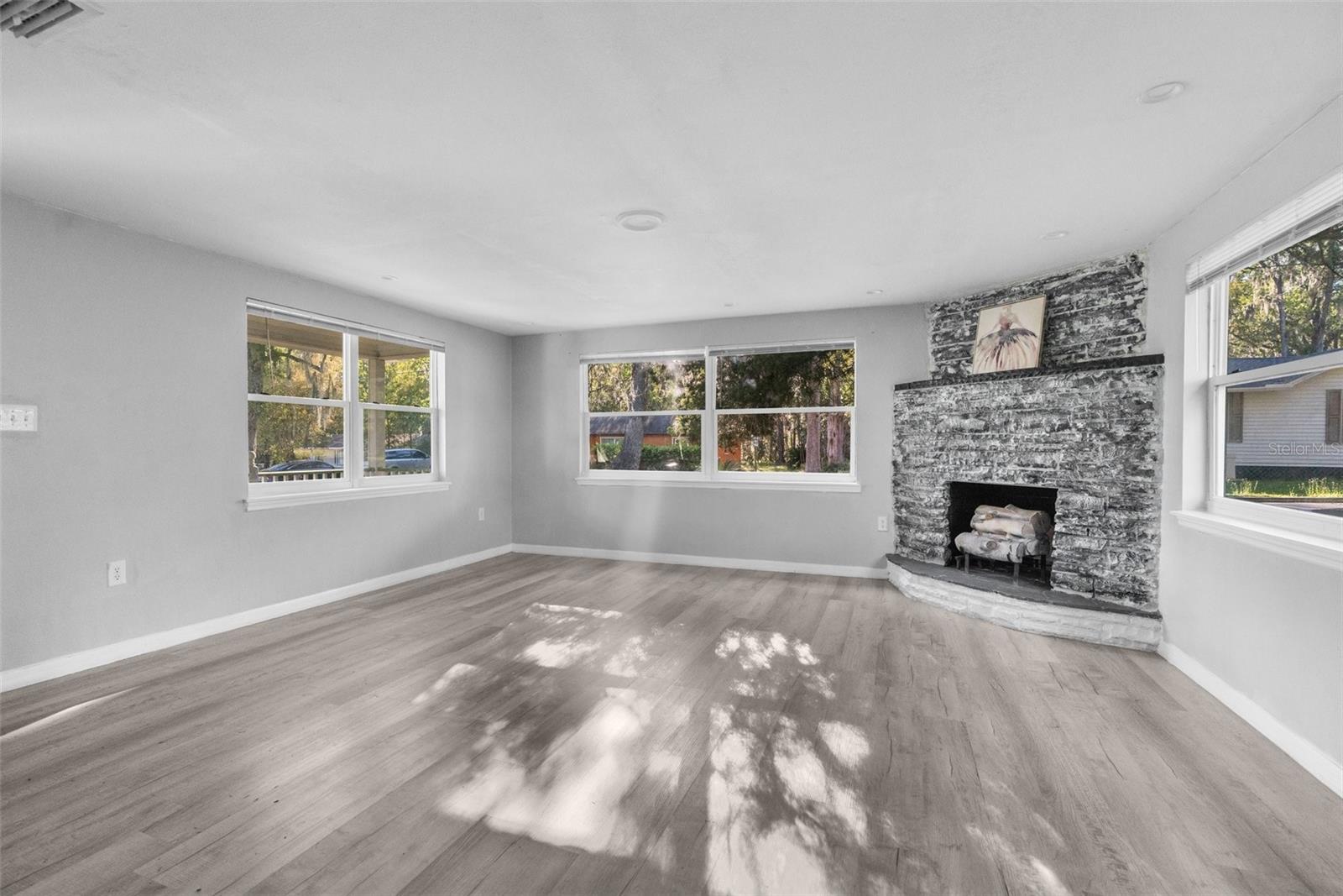 406 ZOLLER ST, BROOKSVILLE, FL, 34601