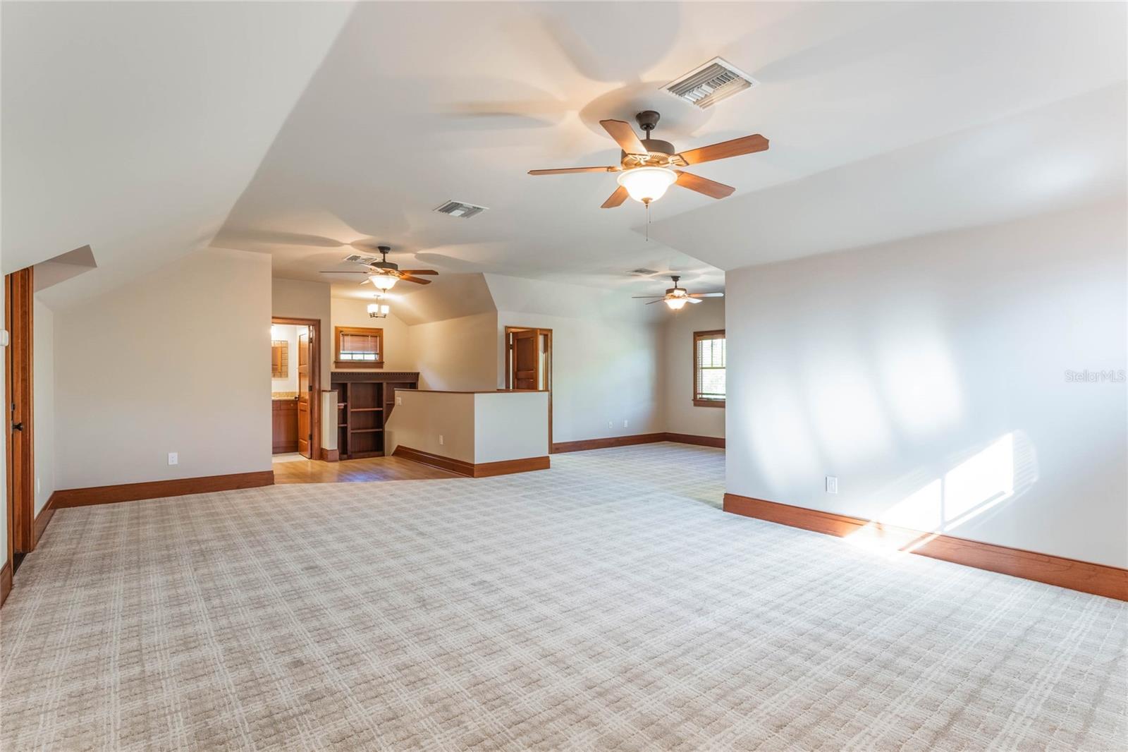 1612 E WASHINGTON ST, ORLANDO, FL, 32803