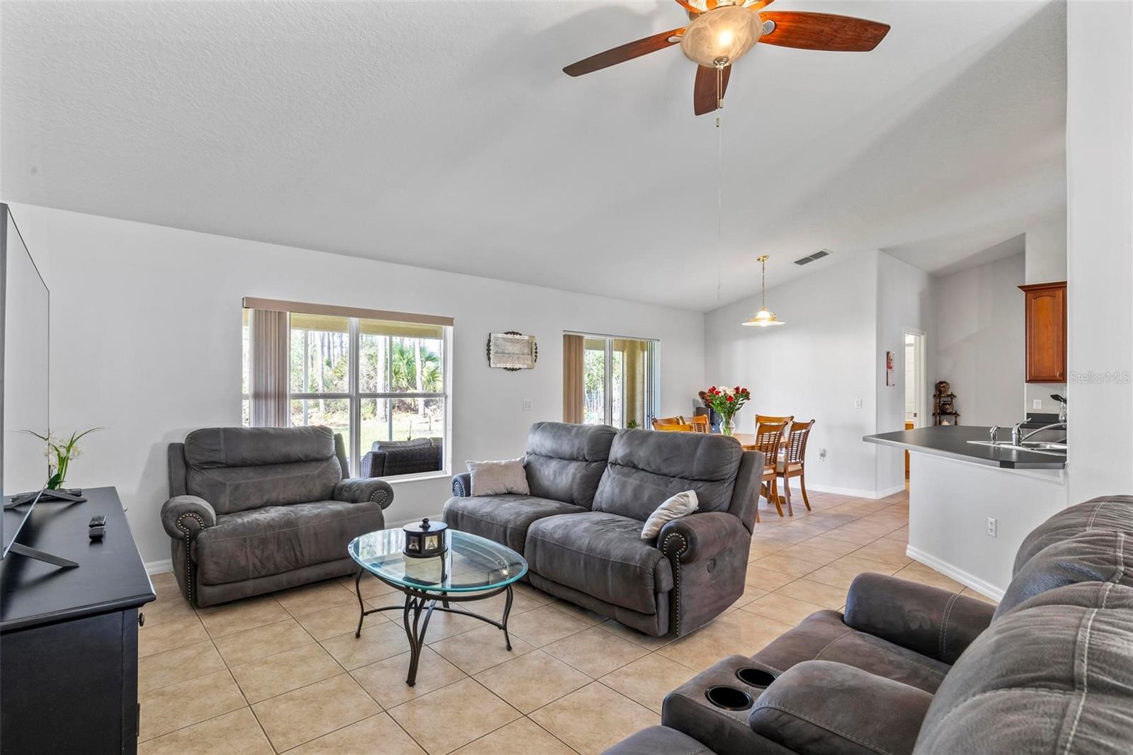 24 RIPCORD LN, PALM COAST, FL, 32164