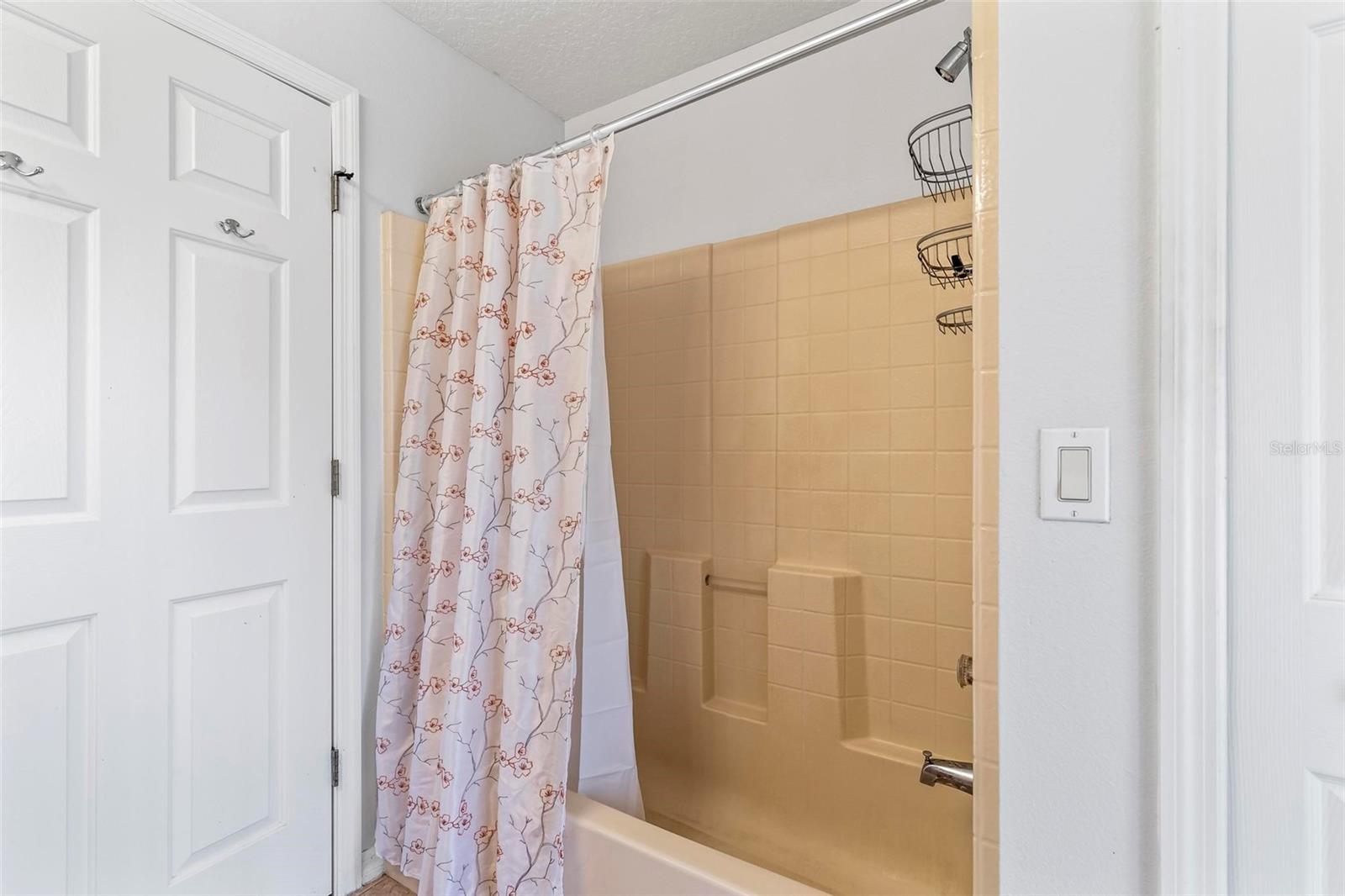 24 RIPCORD LN, PALM COAST, FL, 32164