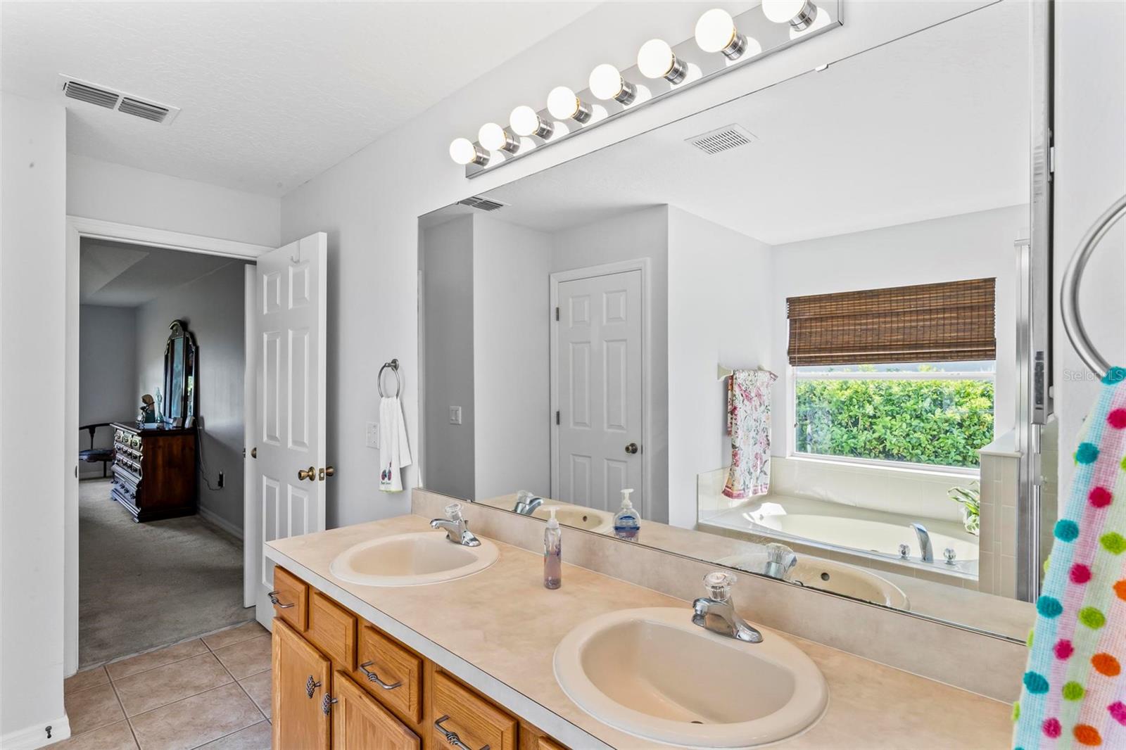 24 RIPCORD LN, PALM COAST, FL, 32164