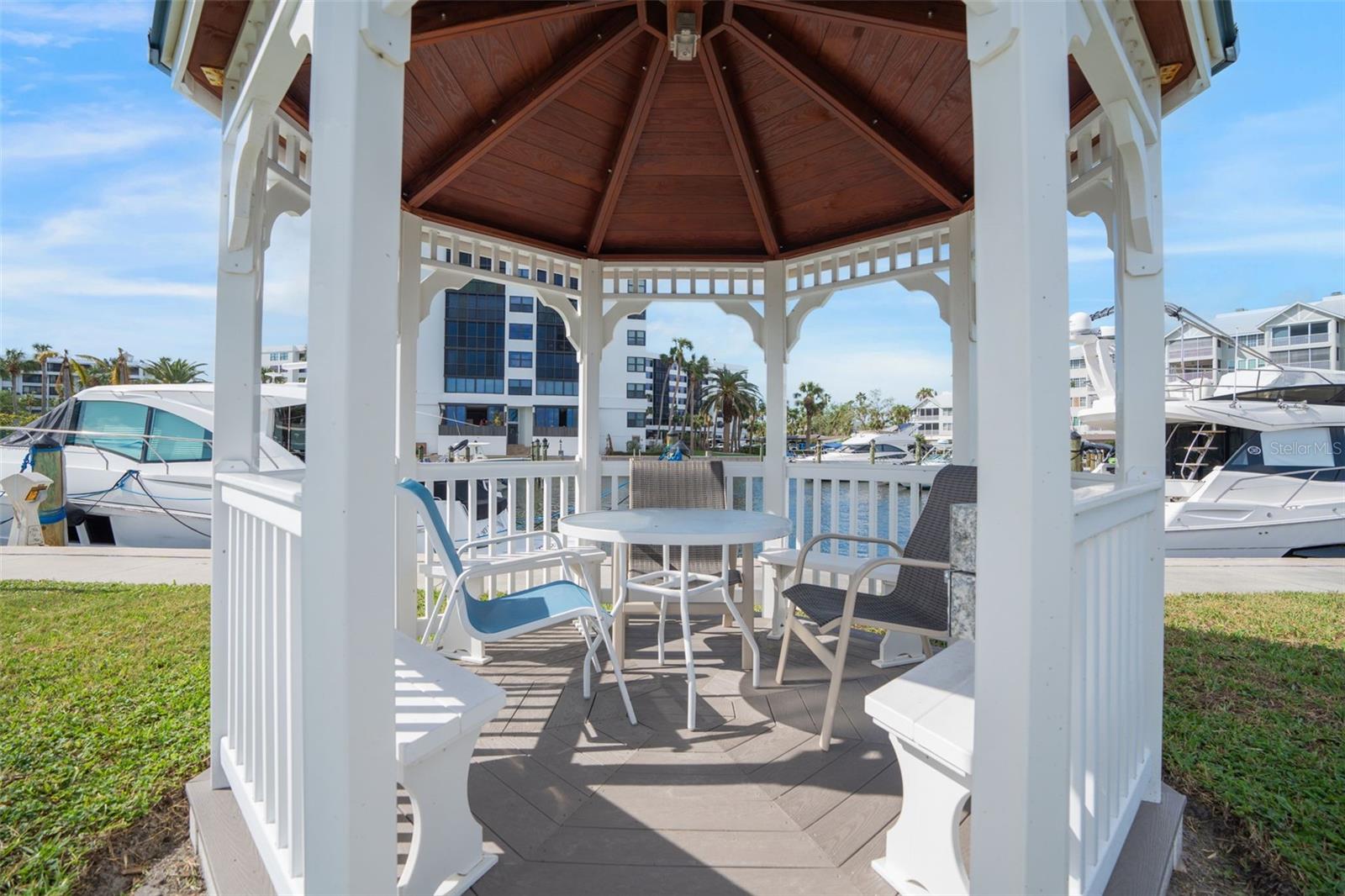 5855 MIDNIGHT PASS RD #327, SARASOTA, FL, 34242