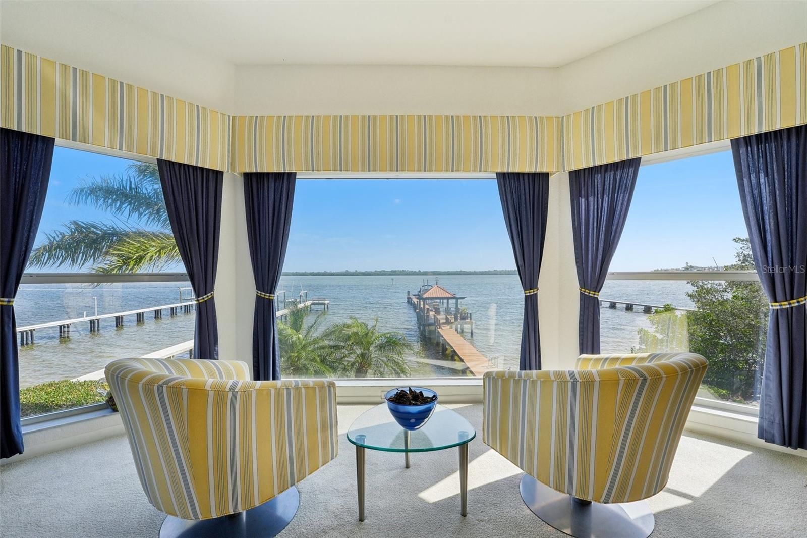5905 BAYOU GRANDE BLVD NE, ST PETERSBURG, FL, 33703