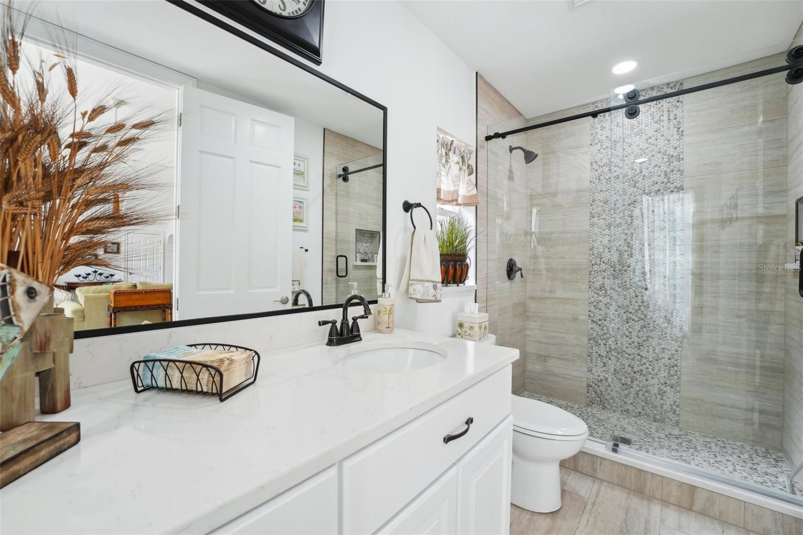 5905 BAYOU GRANDE BLVD NE, ST PETERSBURG, FL, 33703