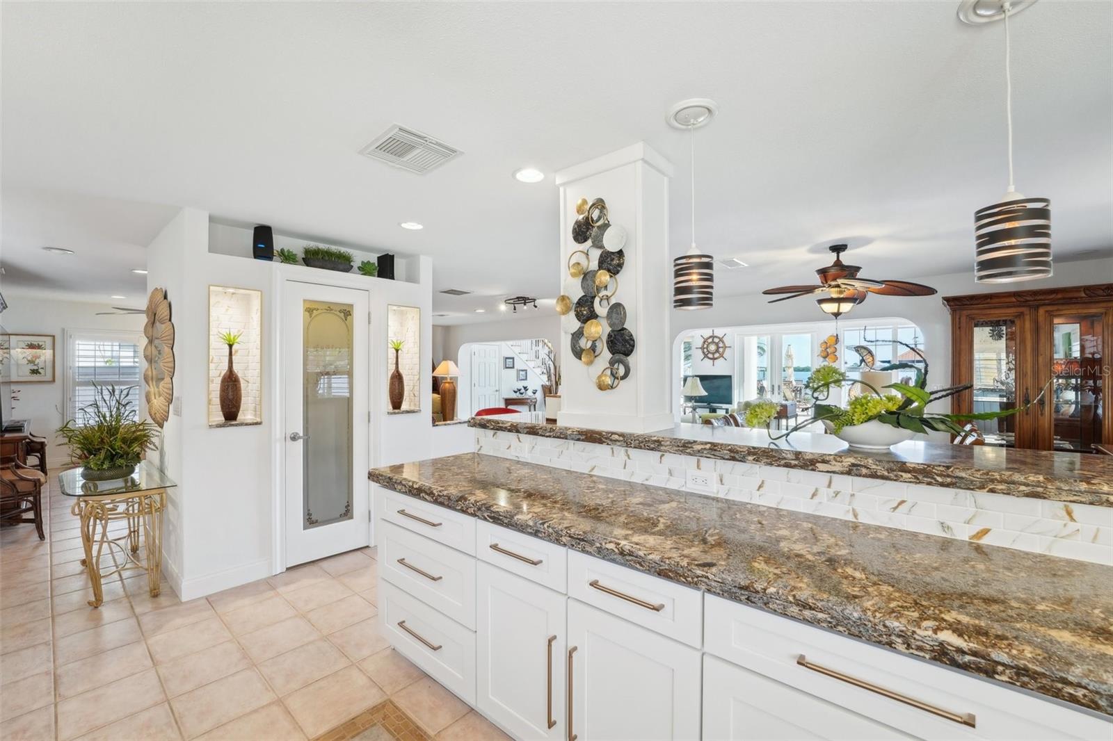 5905 BAYOU GRANDE BLVD NE, ST PETERSBURG, FL, 33703